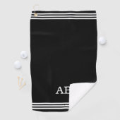 Monogram & drie strepen op zwart golfhanddoek (Insitu)