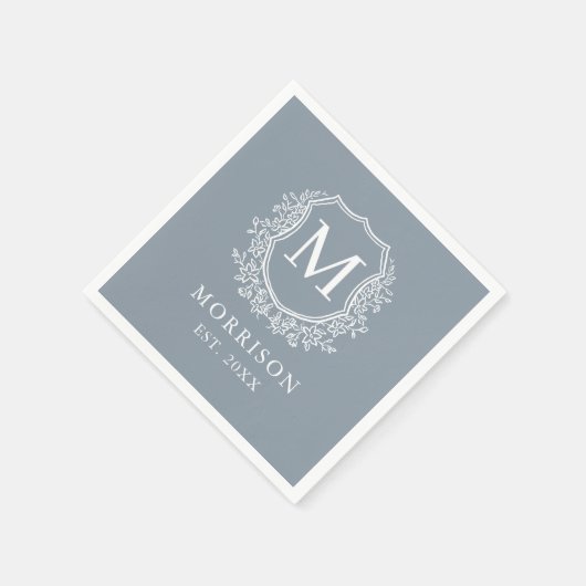 Monogram Dusty Blue Crest Botanical Wedding Servet (Hoek)