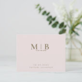 Monogram Eenvoudig Strak Blush Save the Date Briefkaart (Staand voorkant)
