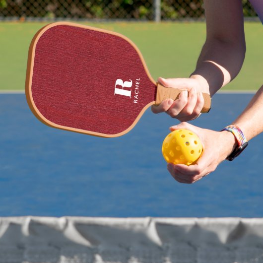Monogram Eenvoudige Moderne Ruby Red Denim Print Pickleball Paddle (Insitu)