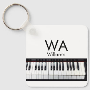 Monogram eerste letter naam tekst piano muziek sleutelhanger