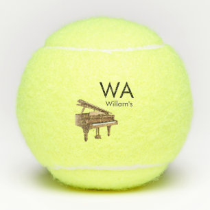 Monogram eerste letter naam tekst piano muziek tennisballen