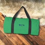 Monogram Eerste Letters Naam Groen Marineblauw Voo Plunjezak<br><div class="desc">De perfecte sporttas voor de sportschool,  weekendjes weg of wanneer je dan ook moet inpakken.  Monogram met je eerste letters of een korte naam. Groen met marineblauwe eerste letters of korte naam.</div>