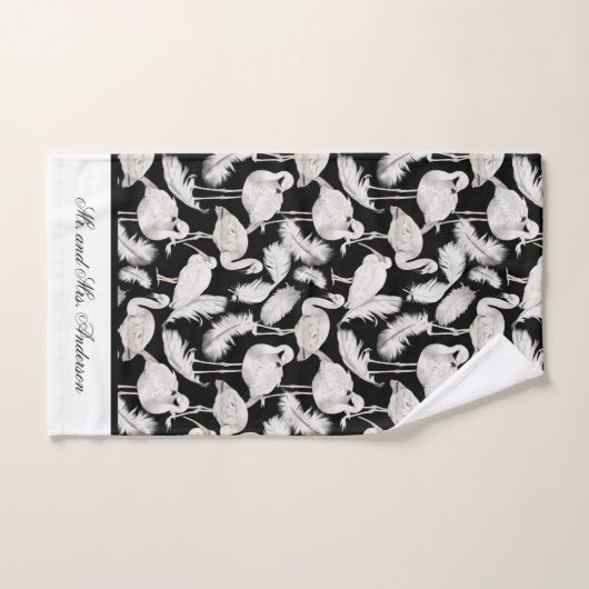 Monogram Elegant Script Black White Swan Feathers Bad Handdoek (Handdoek)
