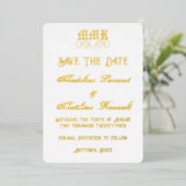 Monogram Elegant Wit en Goud Save the Date Folie Uitnodiging (Staand Voorkant)
