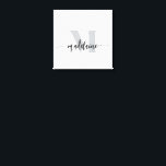 Monogram Elegant Wit Zwart Persoonlijk Canvas Afdruk<br><div class="desc">Een elegant monogram met uw persoonlijke naam. de achtergrond is wit met jouw naam in een modern zwart lettertype. Je initiaal is in een zacht grijs kleurtje.</div>