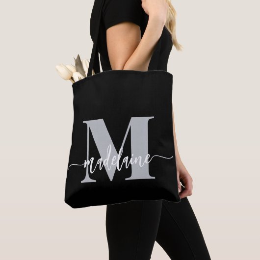 Monogram Elegant Zwart Wit Tote Bag (Dichtbij)