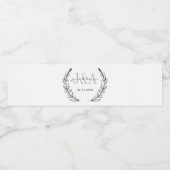 Monogram Elegante Moderne Bar Bruiloft gunst Waterfles Etiket (Enkel label)