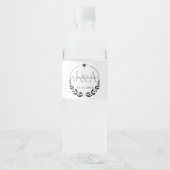 Monogram Elegante Moderne Bar Bruiloft gunst Waterfles Etiket (Voorkant)