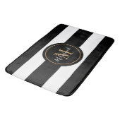 Monogram elegante zwarte en gouden witte strepen badmat (Gekanteld)