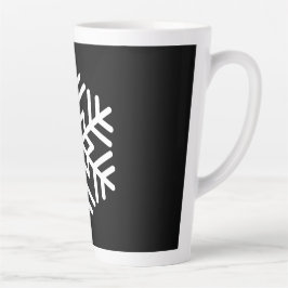 Monogram en grote witte sneeuwvlok op zwart latte mok
