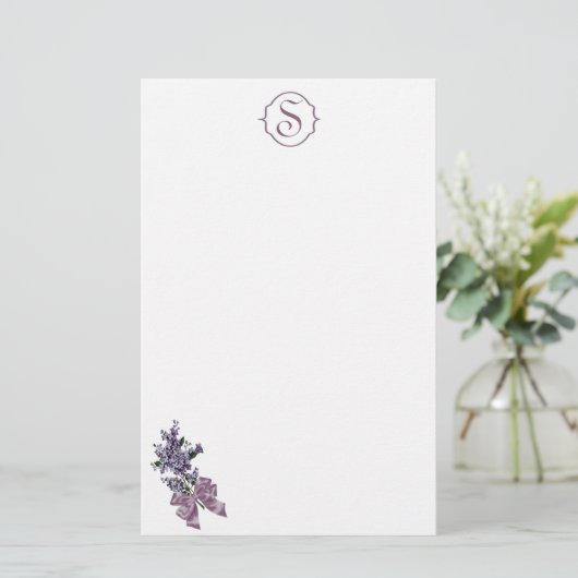 Monogram en Paarse Lila spuit met lintboei Briefpapier (Staand voorkant)