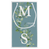 Monogram Eucalyptus Sage Wedding Favor Gift Bag Klein Cadeauzakje (Achterkant)