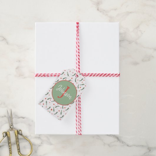 Monogram Evergreen en Red Holiday Cadeaulabel (Met Touw)