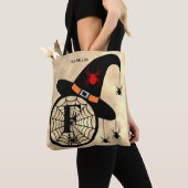 Monogram F Halloween Sky Witch Spiders Naam Tote Bag (Dichtbij)