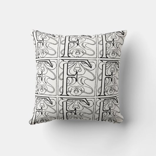 Monogram F Initiaal Black en White Floral Pattern Kussen (Achterkant)