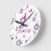 Monogram Familienaam Blauwe Bloem Ronde Klok (Hoek)