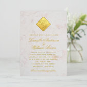 Monogram Faux Gold Folie Marmeren Script Wedding Kaart (Staand voorkant)
