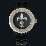 Monogram Fleur De Lis Modern Simple Black & White Horloge<br><div class="desc">Fleur De Lis Monogram Dames Zwart Emaille Armband Horloge met Steentjes - Personaliseer met je initiaal of verwijder indien gewenst. De fleur-de-lis of fleur-de-lys is een gestileerde lelie, iris of lotusbloem. Stijlvol zwart-wit modern design met gepersonaliseerd initiaal is verfijnd, elegant en chique. Eenvoudig monogram lettertype herinnert aan een klassieke en...</div>