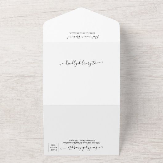 Monogram Floral Weddenschap in één uitnodiging (Buitenkant)