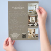 Monogram Foto QR Taupe Professioneel Bedrijf Flyer (Hand)