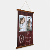 Monogram foto van Red Rustic Family Hangend Wandkleed (Gebogen)