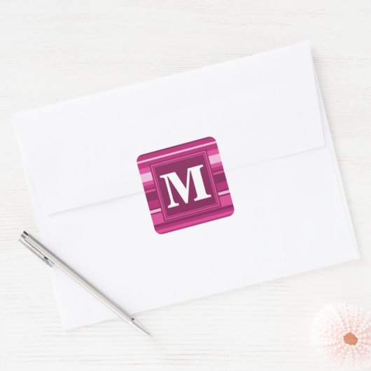 Monogram fuchsia strepen vierkante sticker (Envelop)