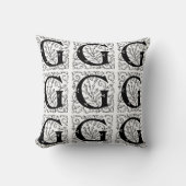 Monogram G Initiaal Black en White Floral Pattern Kussen (Voorkant)