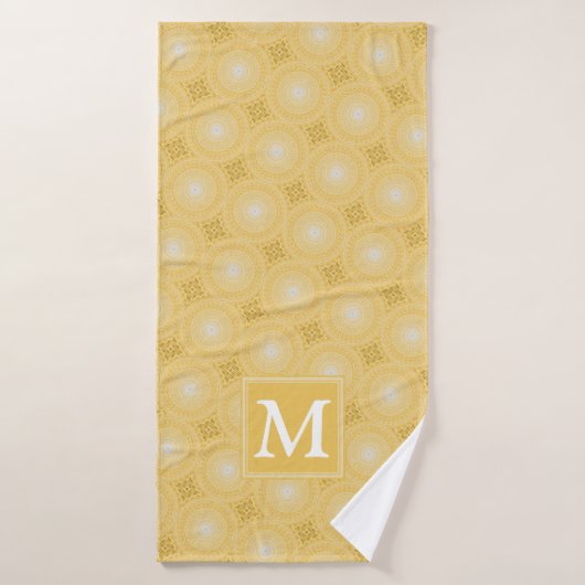 Monogram geel cirkelpatroon badhanddoek (Badhanddoek)