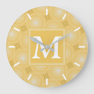 Monogram geel cirkelpatroon grote klok