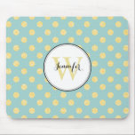 Monogram geel en Mint Polka Dots Pattern Muismat<br><div class="desc">Meisjes- en chique polka-stippen en monogram-ontwerp.</div>