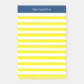 Monogram geel gestreept post-it® notes (Voorkant)