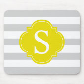 Monogram geel grijze strepen muismat (Voorkant)