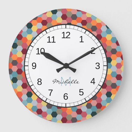 Monogram Geometrische Hexagon Patroonvergrendeling Grote Klok (Voorkant)