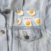 Monogram Gepersonaliseerd Sunny Side Up Egg Patroo Button (Insitu)