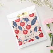 Monogram gepersonaliseerde kersen- en bladpatroon bedankzakje (Gezegeld)