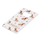 Monogram gepersonaliseerde Schattigee teckel hond Creditkaart Flessenopener (Voorkant Gekanteld)