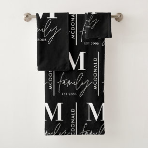 Monogram gepersonaliseerde zwarte moderne familie bad handdoek