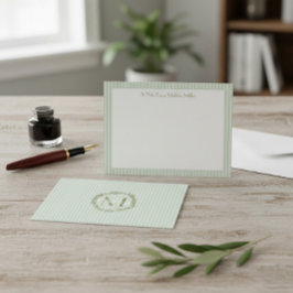 Monogram gestreepte pastelgroene notitiekaart notitiekaartje