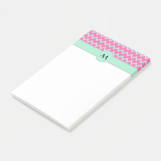 Monogram Girly Pink en Green Zigzag Pattern Post-it® Notes (Schuin)