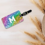 Monogram Glitter Look Gepersonaliseerde Regenboog Bagagelabel<br><div class="desc">Dit ontwerp kan op het gebied worden gepersonaliseerd dat door de foto en/of tekst te veranderen wordt verstrekt. Of het kan worden aangepast door te klikken deze Sjabloon personaliseert en dan de klik te kiezen om verdere optie aan te passen en de kleur van de achtergrond te schrappen of te...</div>