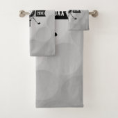 Monogram Golf Ball Texture & Club Initiaal Bad Handdoek (Insitu)