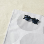 Monogram Golf Ball Texture & Club Initiaal Strandlaken (In situ)