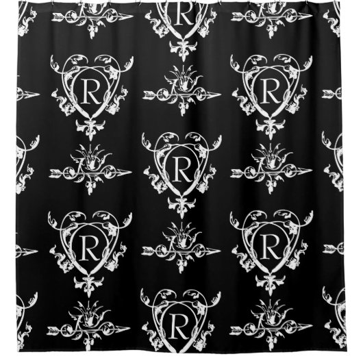 Monogram Gothic Heart en Arrow Pattern Douchegordijn (Voorkant)