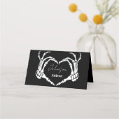 Monogram Gotische Schedel Hart Hand Huwelijk Plaatskaartje (Voorkant)