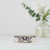 Monogram goud | Roze bloemen Mini Visitekaartje (Staand voorkant)
