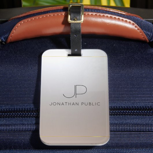 Monogram Goud Zilveren Elegante Moderne Look Bagagelabel (Voorkant Insitu 2)