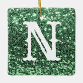 Monogram Green Glitter Metallic Kerstfeestdag Keramisch Ornament (Voorkant)