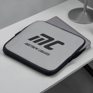 Monogram Grijs Minimalistische Naam Zwarte Tekst H Laptop Sleeve