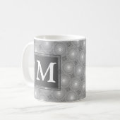 Monogram grijze cirkels patroon koffiemok (Voorkant links)
